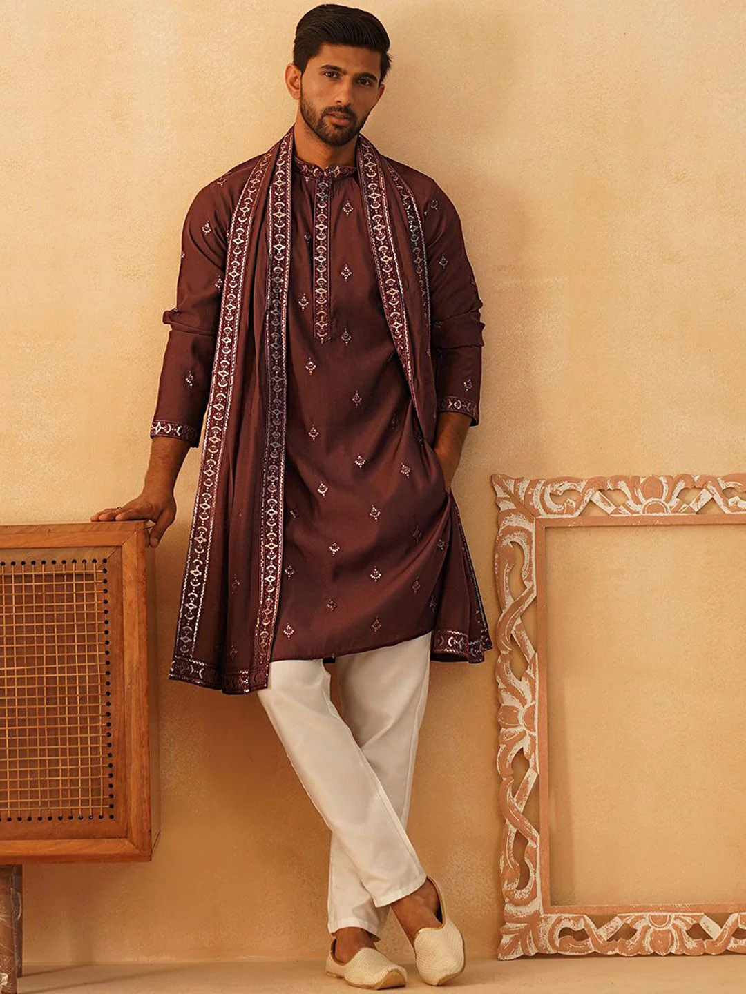 Jompers Men Floral Embroidered Regular Sequinned Kurta with Pyjamas & With Dupatta - Image 7