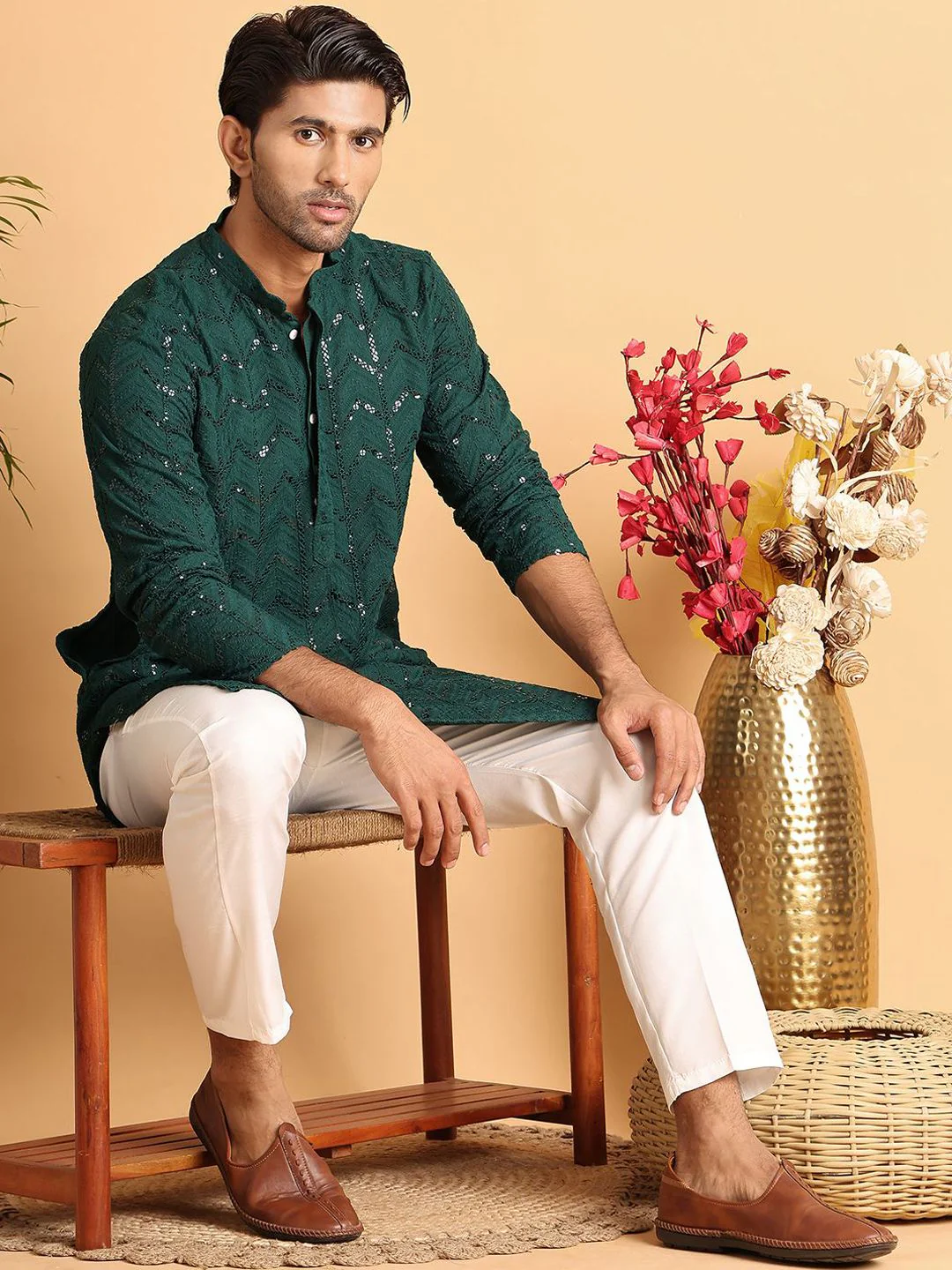 Jompers Men Leheriya Embroidered Sequinned Kurta - Image 4