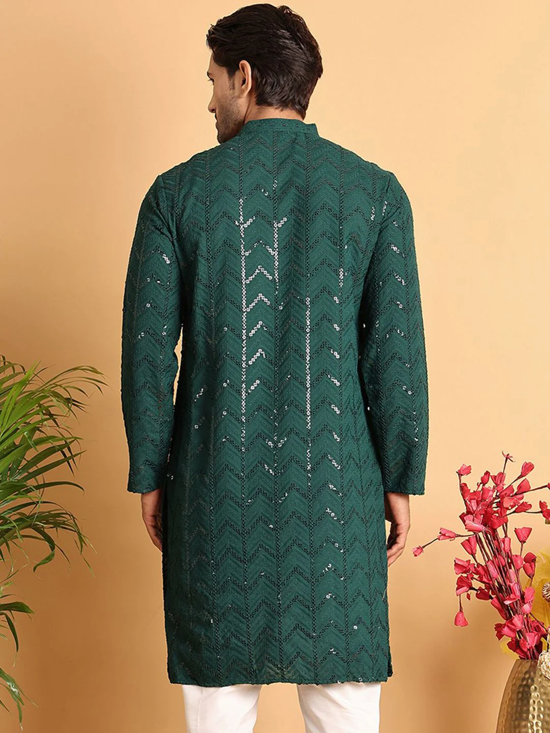 Jompers Men Leheriya Embroidered Sequinned Kurta - Image 5