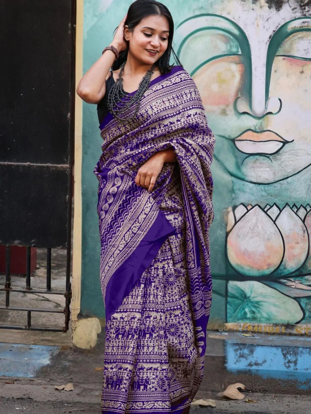 KALINI Ethnic Motifs Art Silk Saree - Image 2