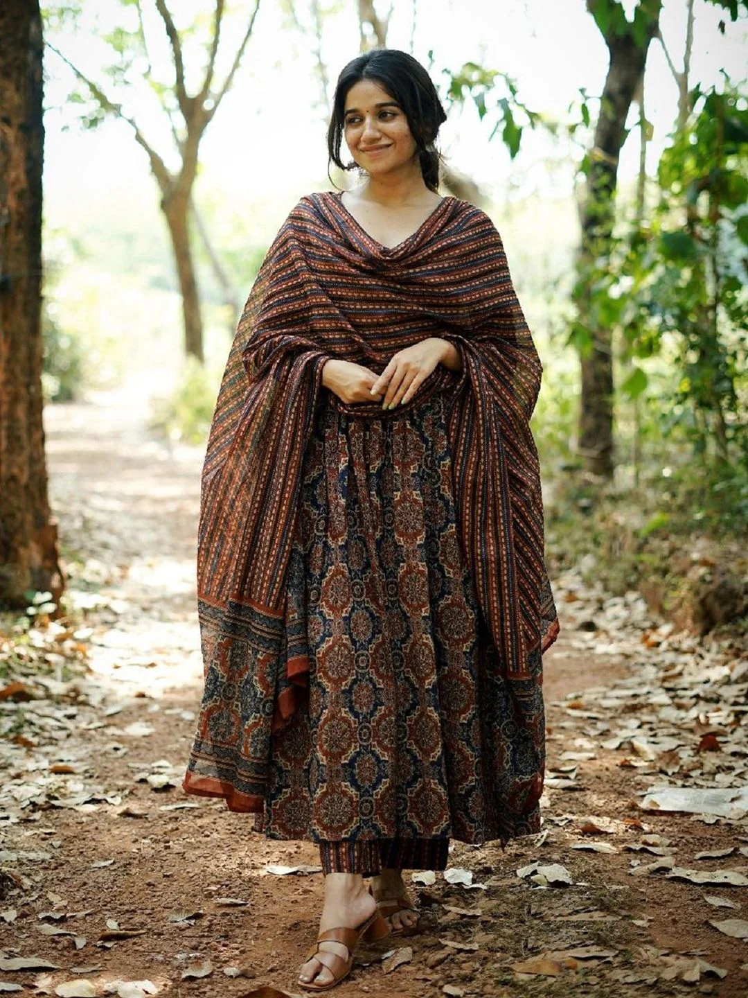 KALINI Ethnic Motifs Embroidered Thread Work Anarkali Kurta with Trousers & Dupatta