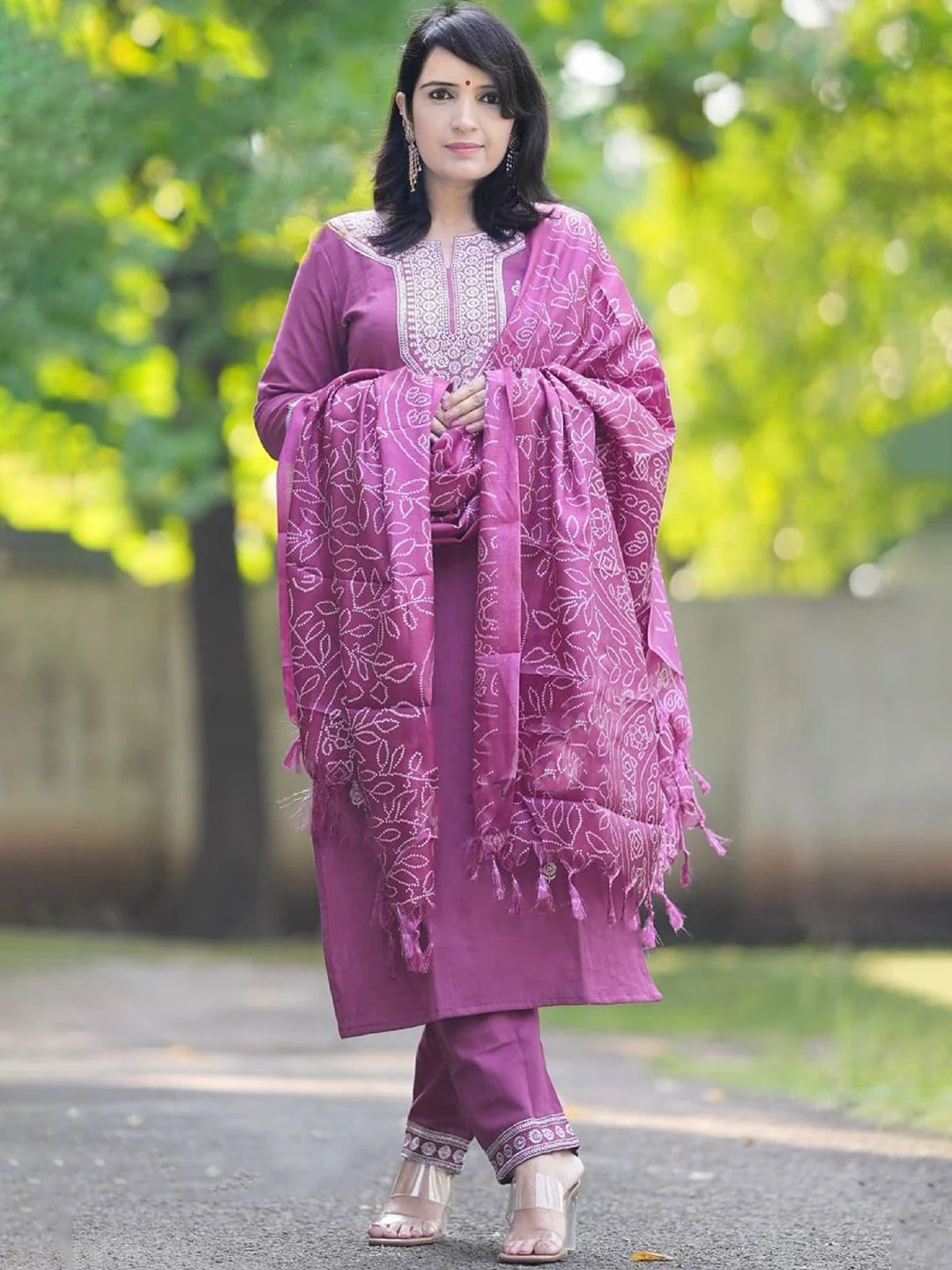 KALINI Floral Embroidered Notch-Neck Straight Pure Silk Kurta With Trousers And Dupatta - Image 4
