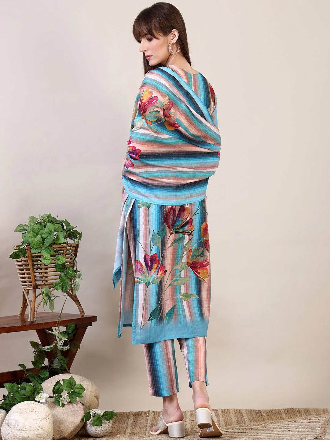 KALINI Floral Embroidered Thread Work Pure Cotton Kurta with Trousers & Dupatta - Image 4