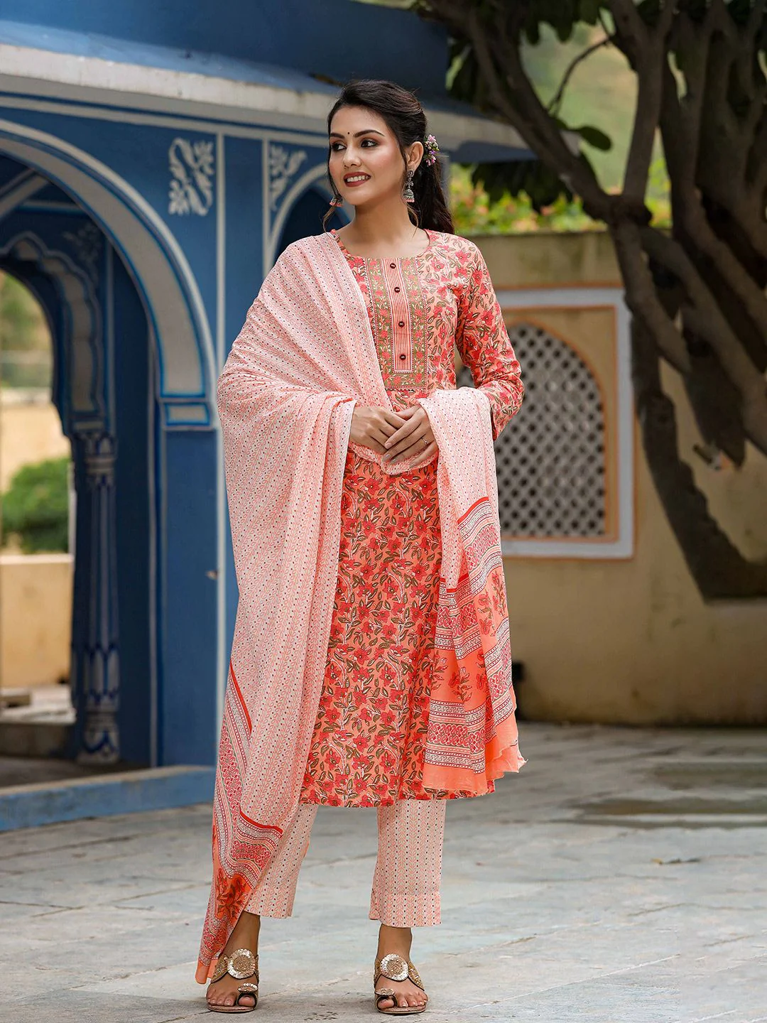 KALINI Floral Printed Gotta Patti Kurta & Trousers With Dupatta - Image 2