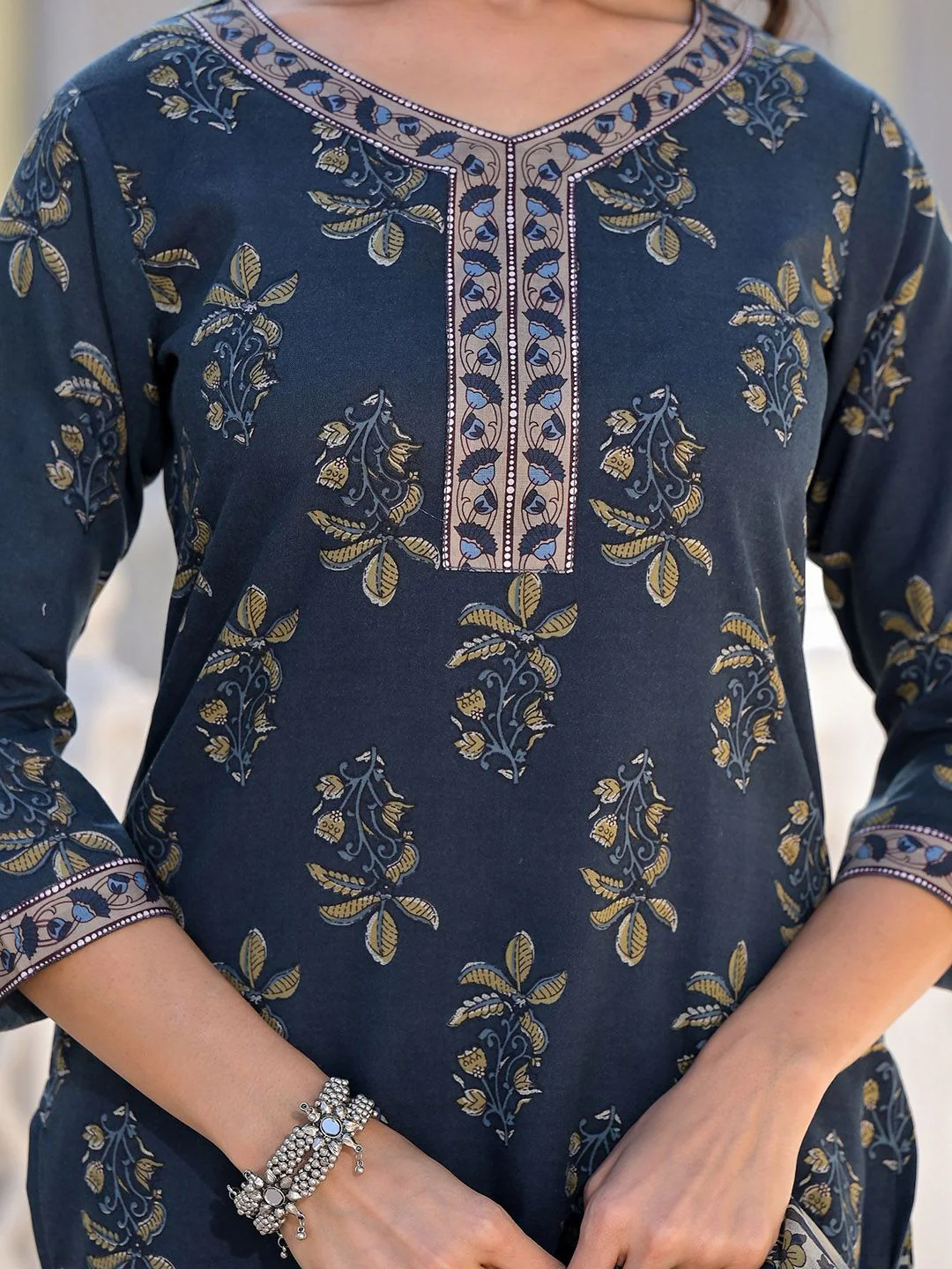 KALINI Floral Printed V Neck Straight Kurta With Trousers & Duppatta - Image 2