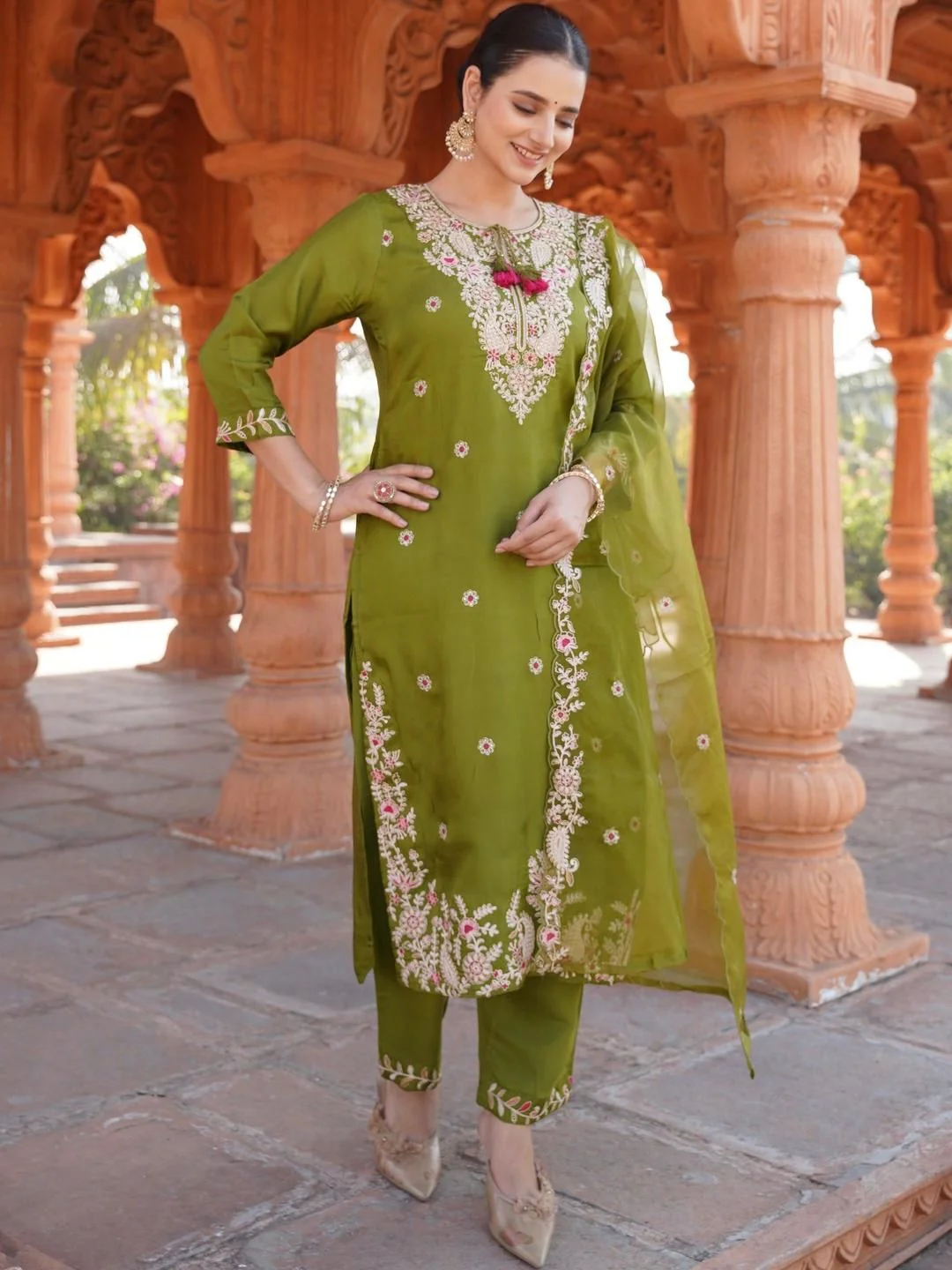 KALINI Women Embroidered Straight Kurta Set - Image 3