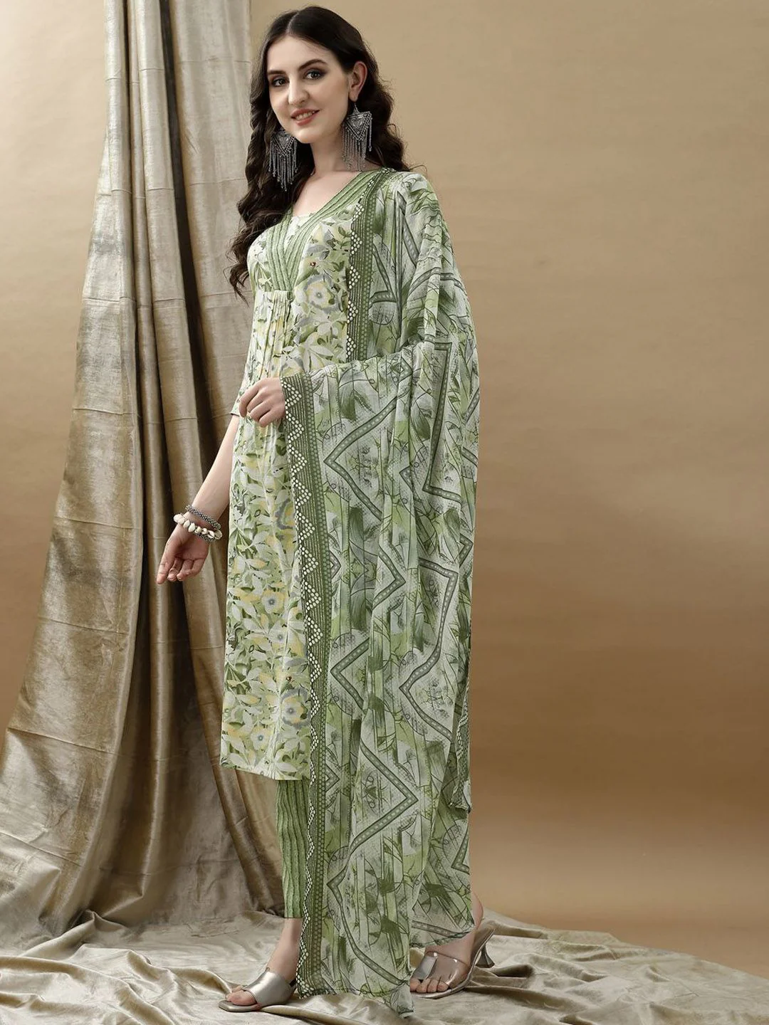 KALINI Women Printed Regular Kurta with Trousers & With Dupatta - Image 5