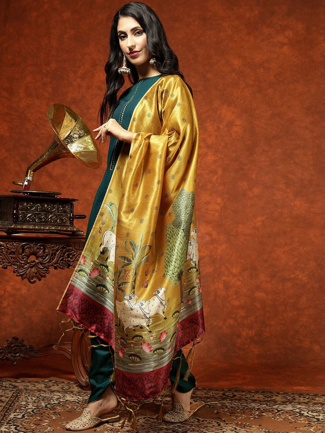 Kalini Women Straight Kurta Pant Set With Digital Print Dupatta - Image 3