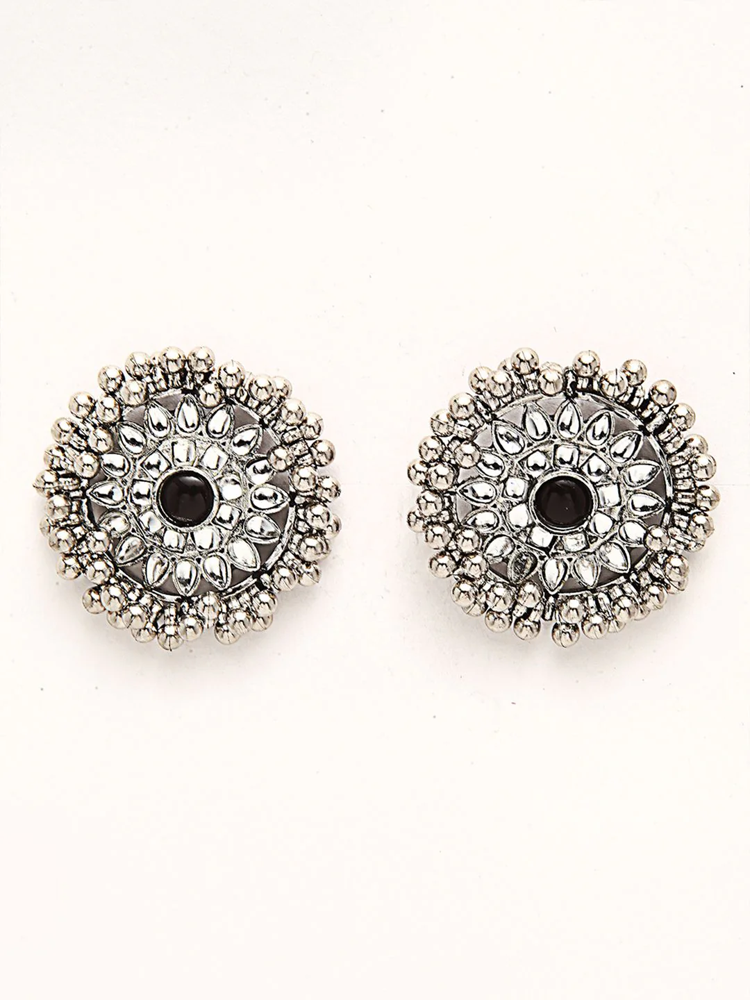 KARATCART Oxidised Silver-Toned & White Kundan-Studded Afghani Tribal Handcrafted Jewellery Set - Image 4
