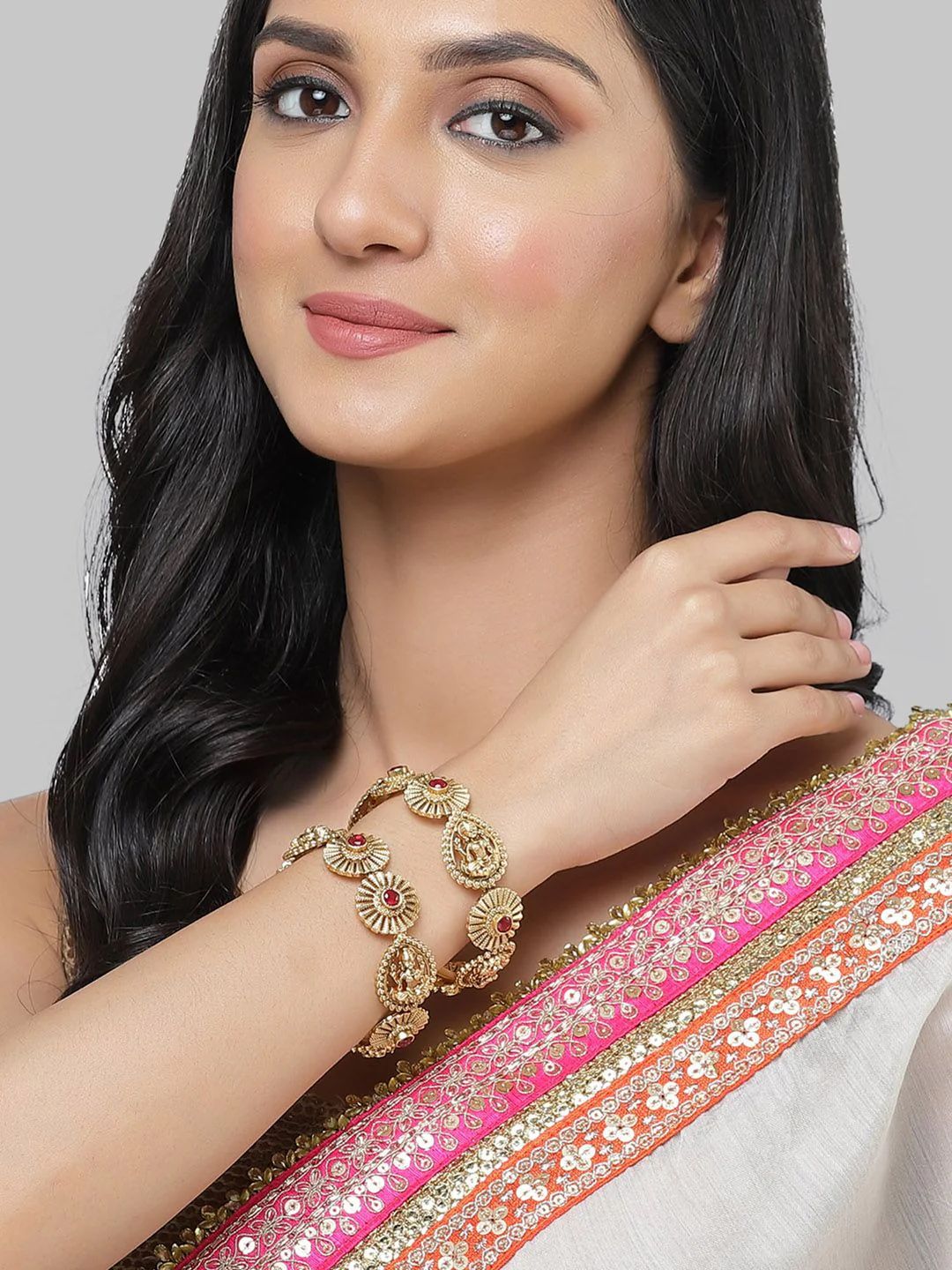 KARATCART Set Of 2 Gold-Plated Kundan-Studded Bangles - Image 6