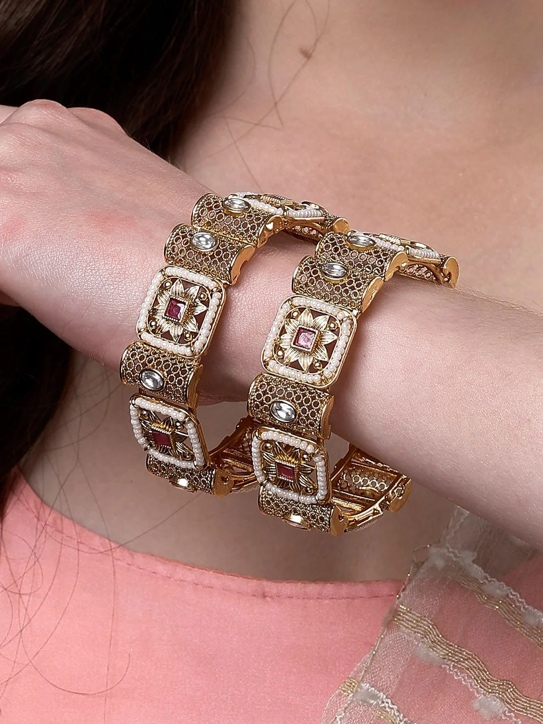 KARATCART Set Of 2 Gold-Plated Kundan Studded Bangles - Image 6