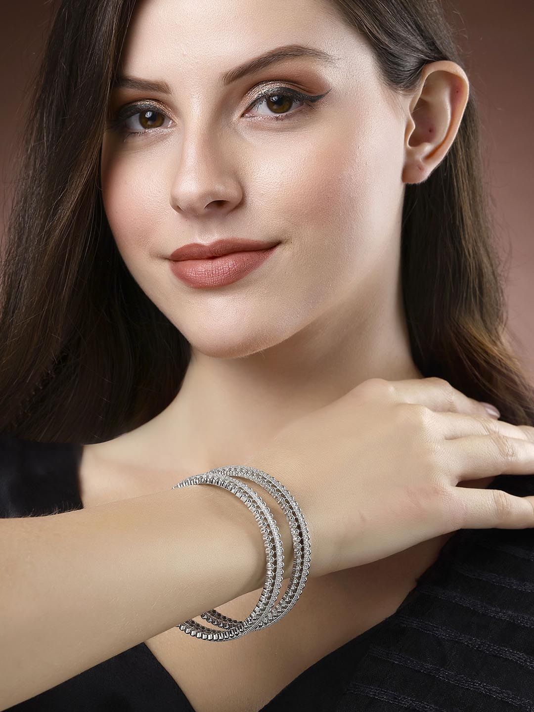 KARATCART Set Of 2 Silver-Plated Cubic Zirconia Studded Bangles - Image 4