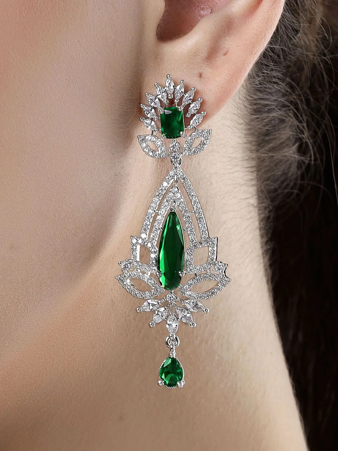 KARATCART Silver-Plated Contemporary American Diamond Drop Earrings - Image 4