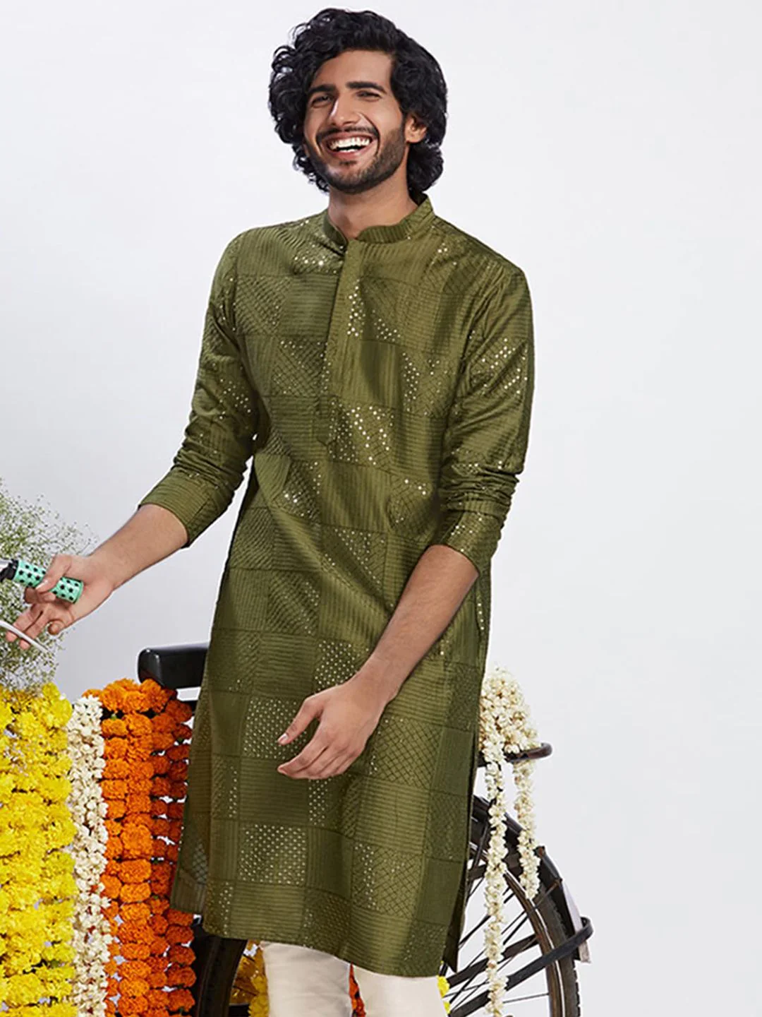 KISAH Geometric Embroidered Sequinned Straight Kurta - Image 6
