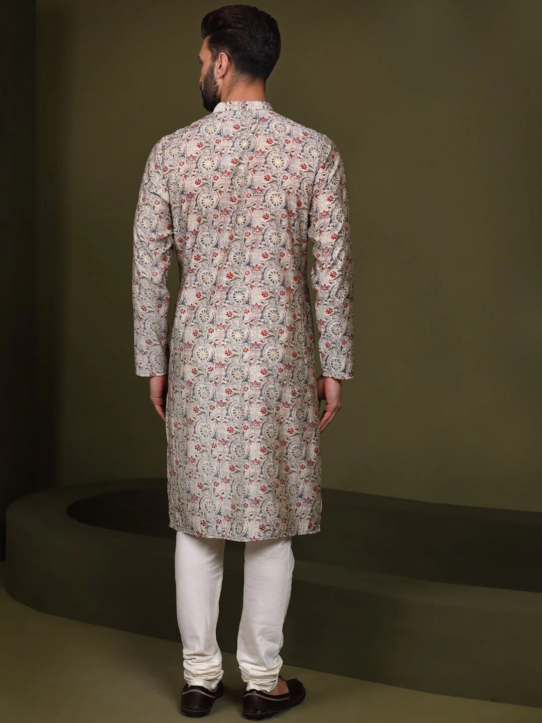 KISAH Mandarin Collar Ethnic Motifs Printed Straight Kurta with Churidar - Image 4