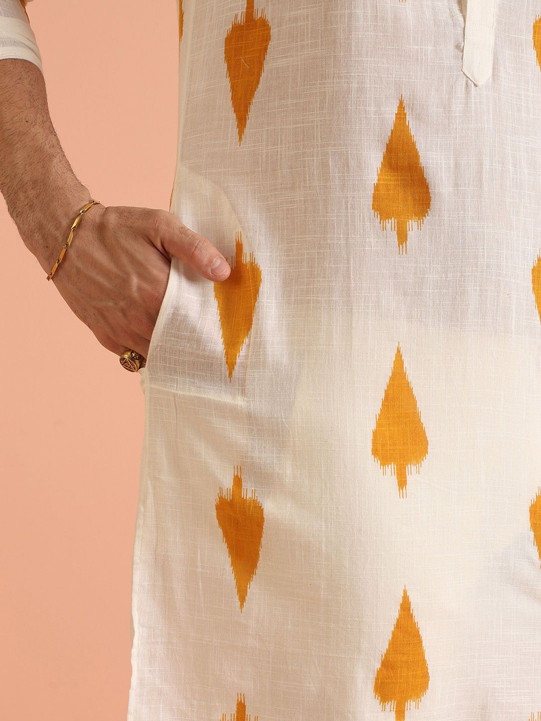 KISAH Men Printed Regular Kurta with Trousers Set - Image 6