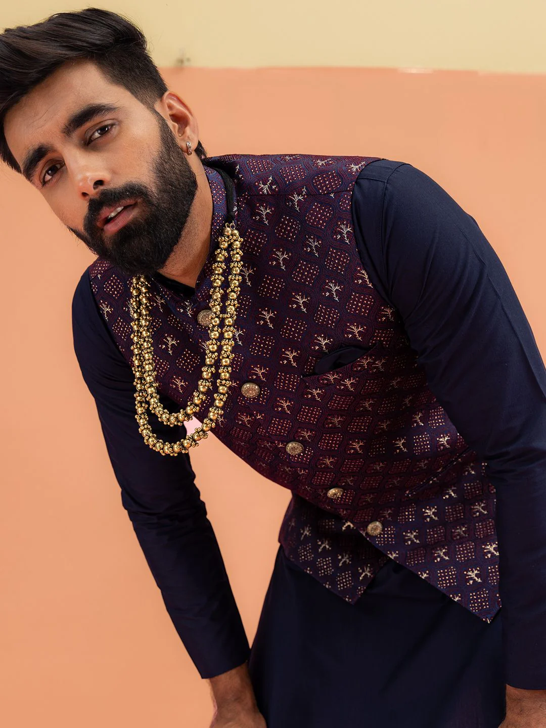 KISAH Men Textured Zari  Regular Fit Nehru Jacket - Image 7