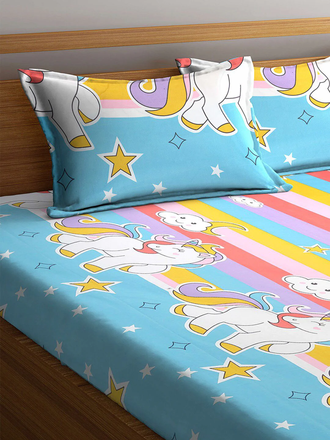 KLOTTHE Blue & Pink Printed 300 TC Double King Fitted Bedsheet With 2 Pillow Covers - Image 3