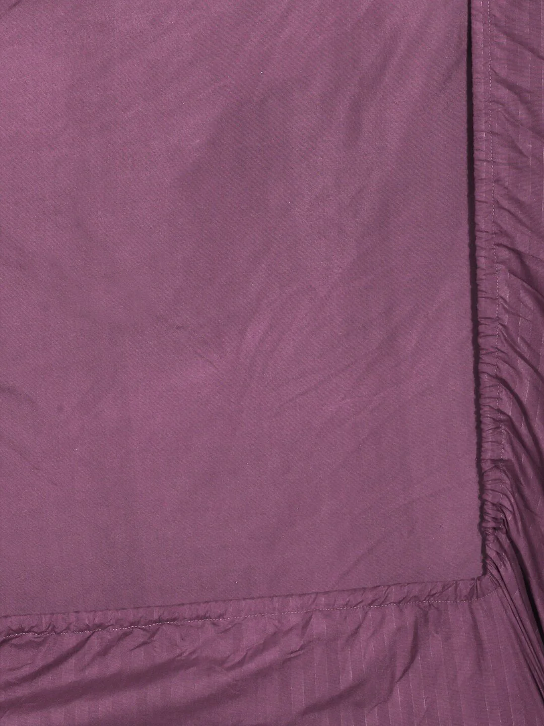 KLOTTHE Striped 300 TC Fitted King Bedsheet with 2 Pillow Covers - Image 4