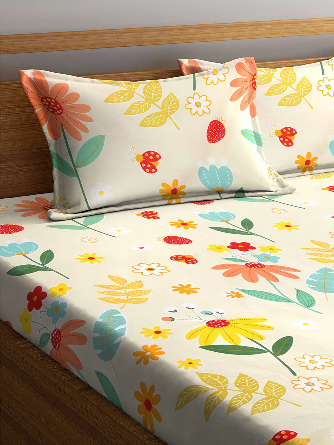KLOTTHE White & Yellow Printed 300 TC Double King Fitted Bedsheet With 2 Pillow Covers - Image 3