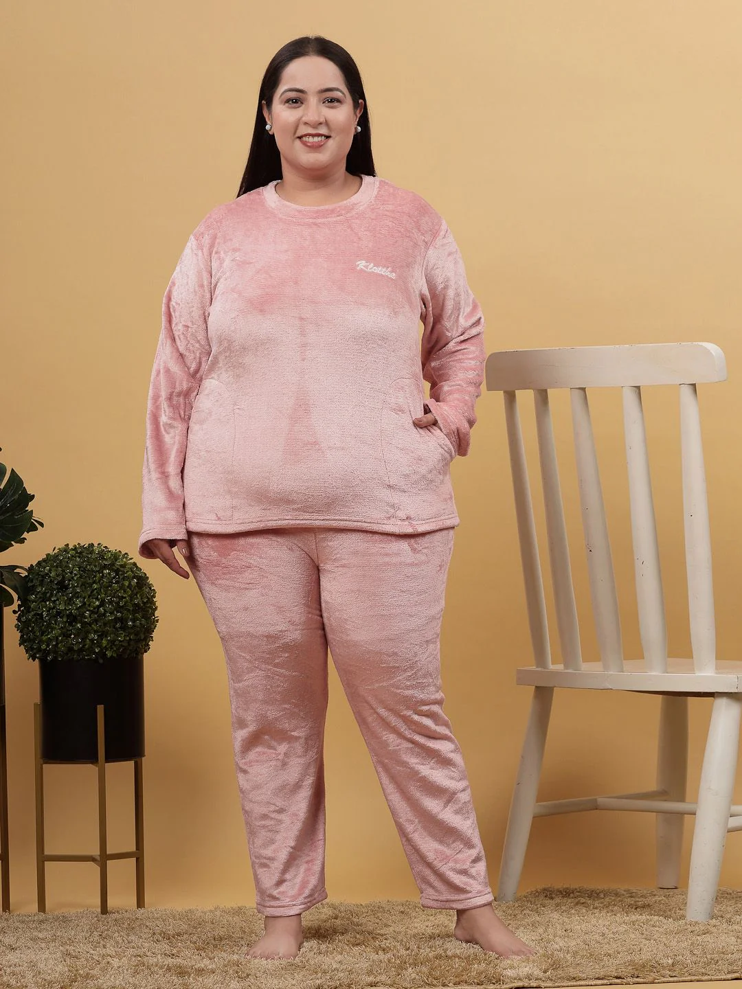 KLOTTHE Women Plus Size Woolen Night Suit