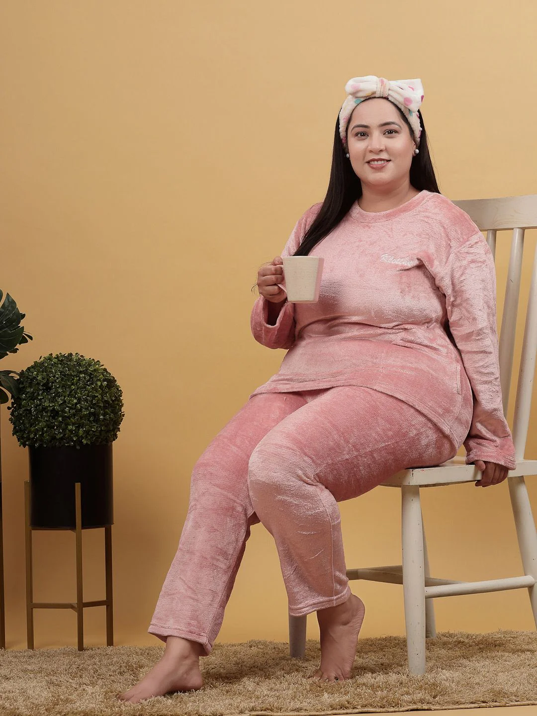 KLOTTHE Women Plus Size Woolen Night Suit - Image 4