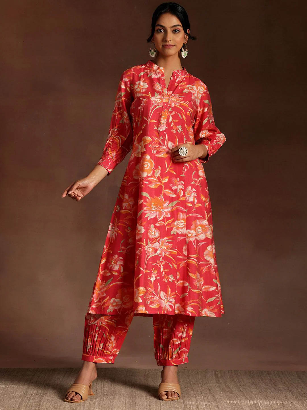 Libas Abstract Printed Regular Kurta with Salwar - Image 6