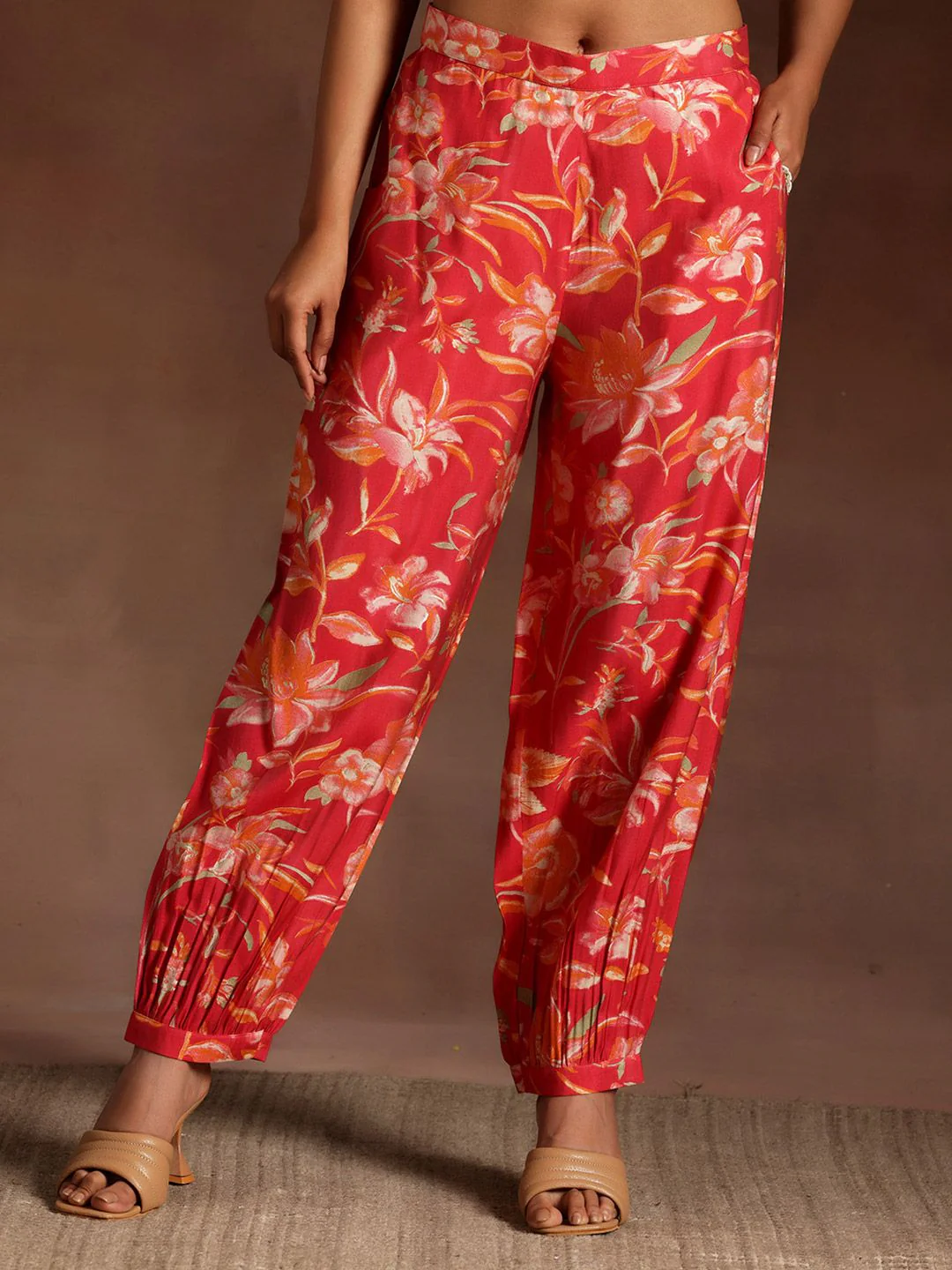 Libas Abstract Printed Regular Kurta with Salwar - Image 7