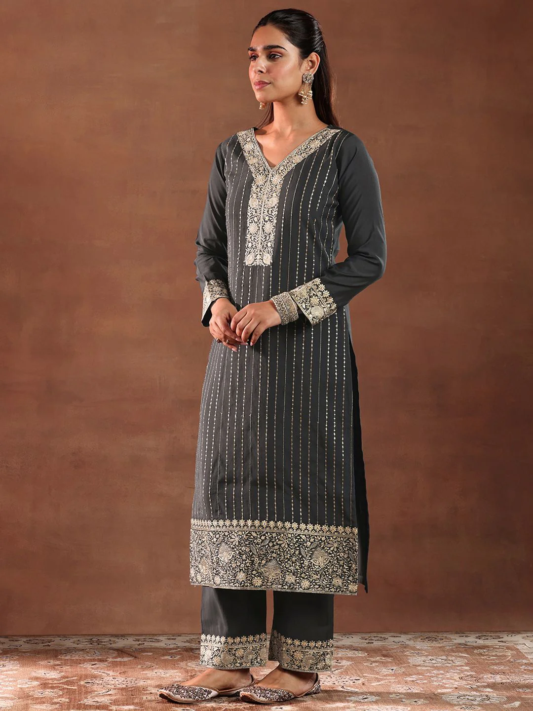 Libas Black and Grey Floral Embroidered Thread Work Kurta with Trouser & Dupatta - Image 3
