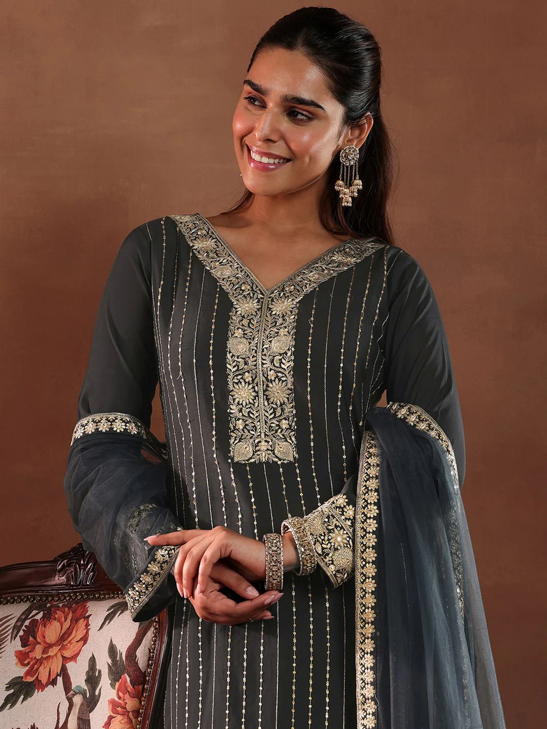 Libas Black and Grey Floral Embroidered Thread Work Kurta with Trouser & Dupatta - Image 6