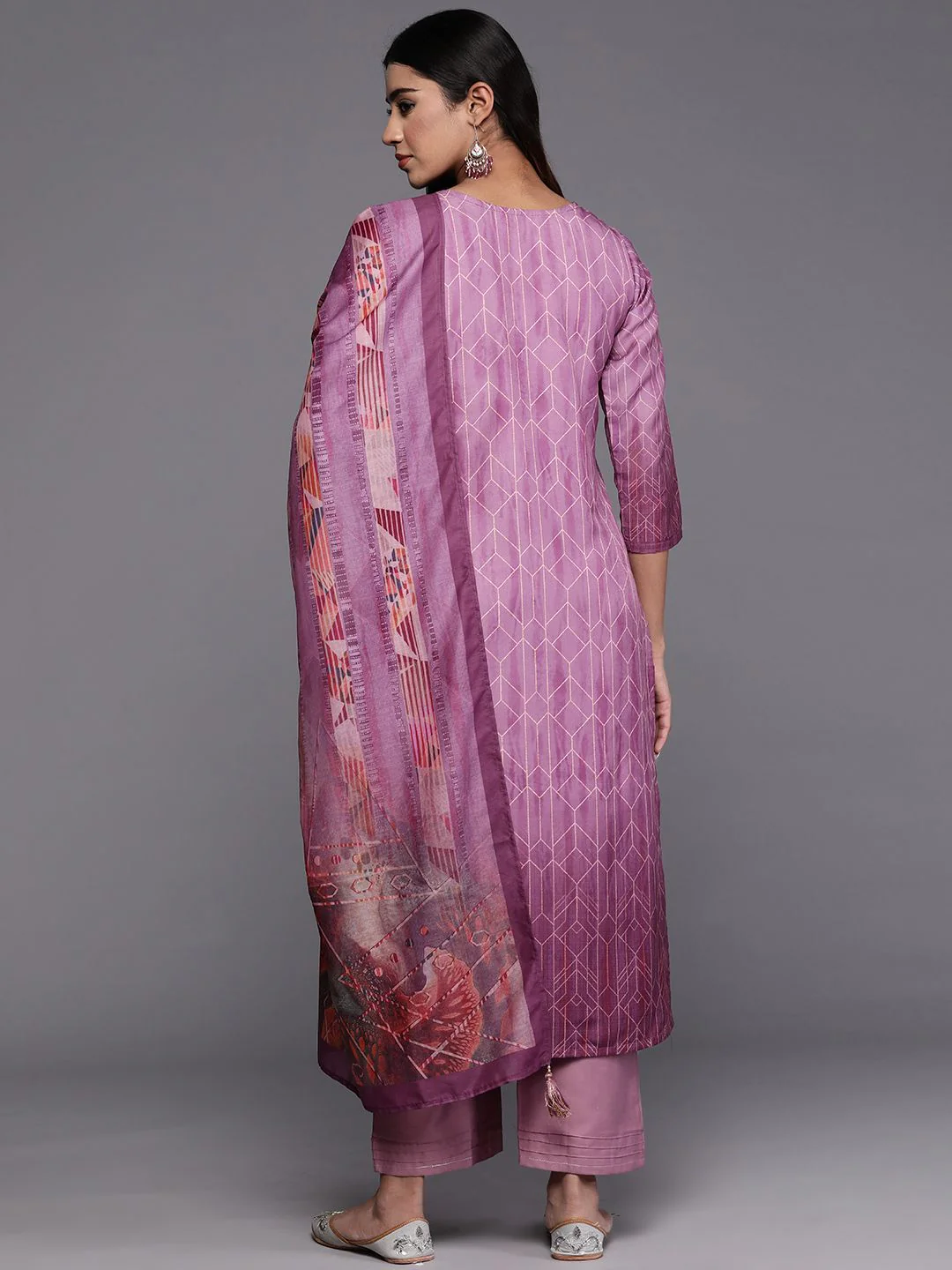 Libas Embroidered Regular Thread Work Kurta With Trousers & Dupatta - Image 6