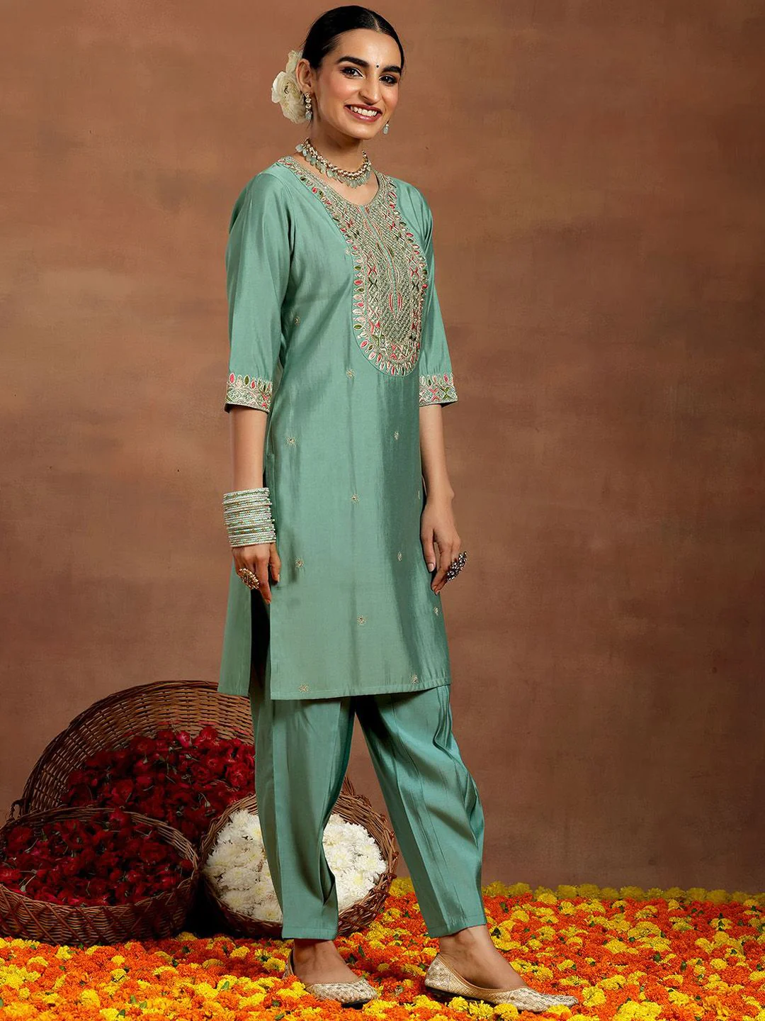 Libas Ethnic Motifs Embroidered Thread Work Straight Kurta with Trousers & With Dupatta - Image 5