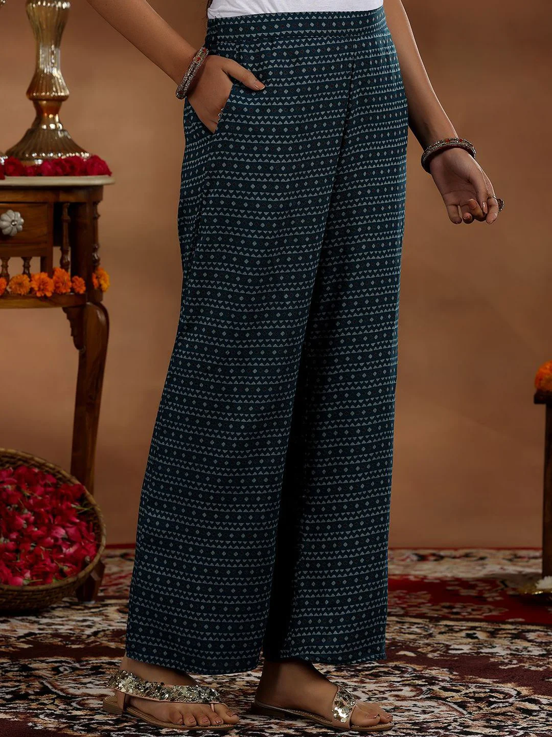 Libas Ethnic Motifs Printed Empire Gotta Patti Kurta with Trousers & Dupatta - Image 7