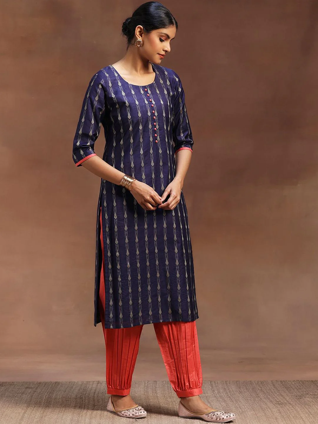 Libas Ethnic Motifs Woven Design Straight Kurta with Salwar & Dupatta - Image 4
