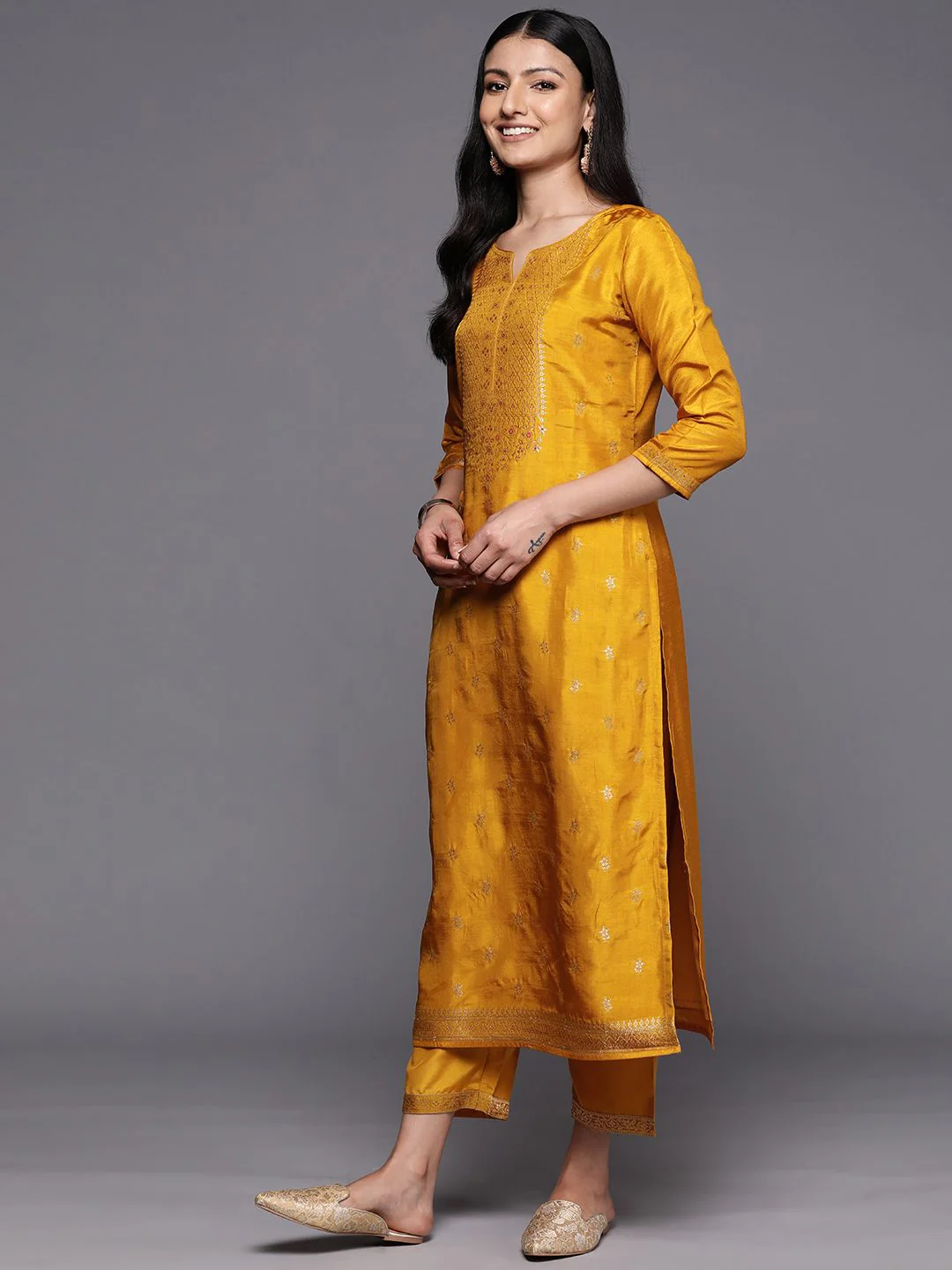 Libas Floral Embroidered Kurta with Trousers & With Dupatta - Image 4