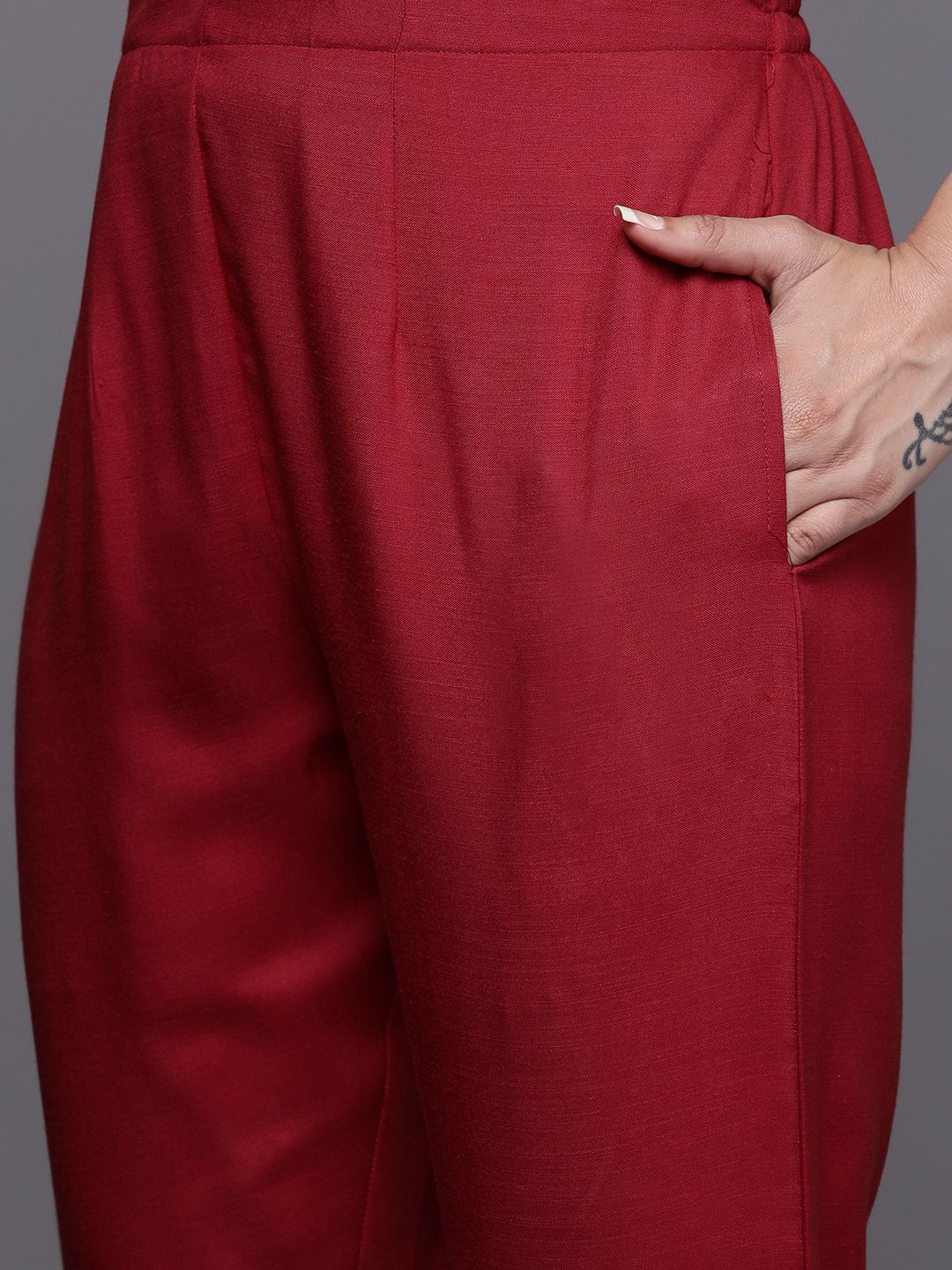 Libas Floral Embroidered Kurta with Trousers & With Dupatta - Image 3