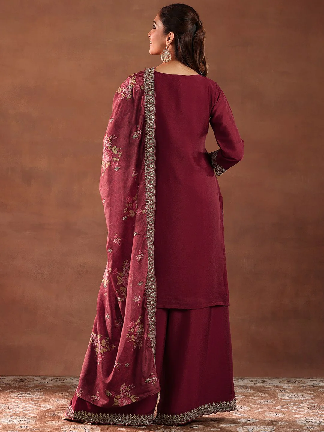 Libas Floral Embroidered Sequinned Straight Kurta with Palazzos & Dupatta - Image 4