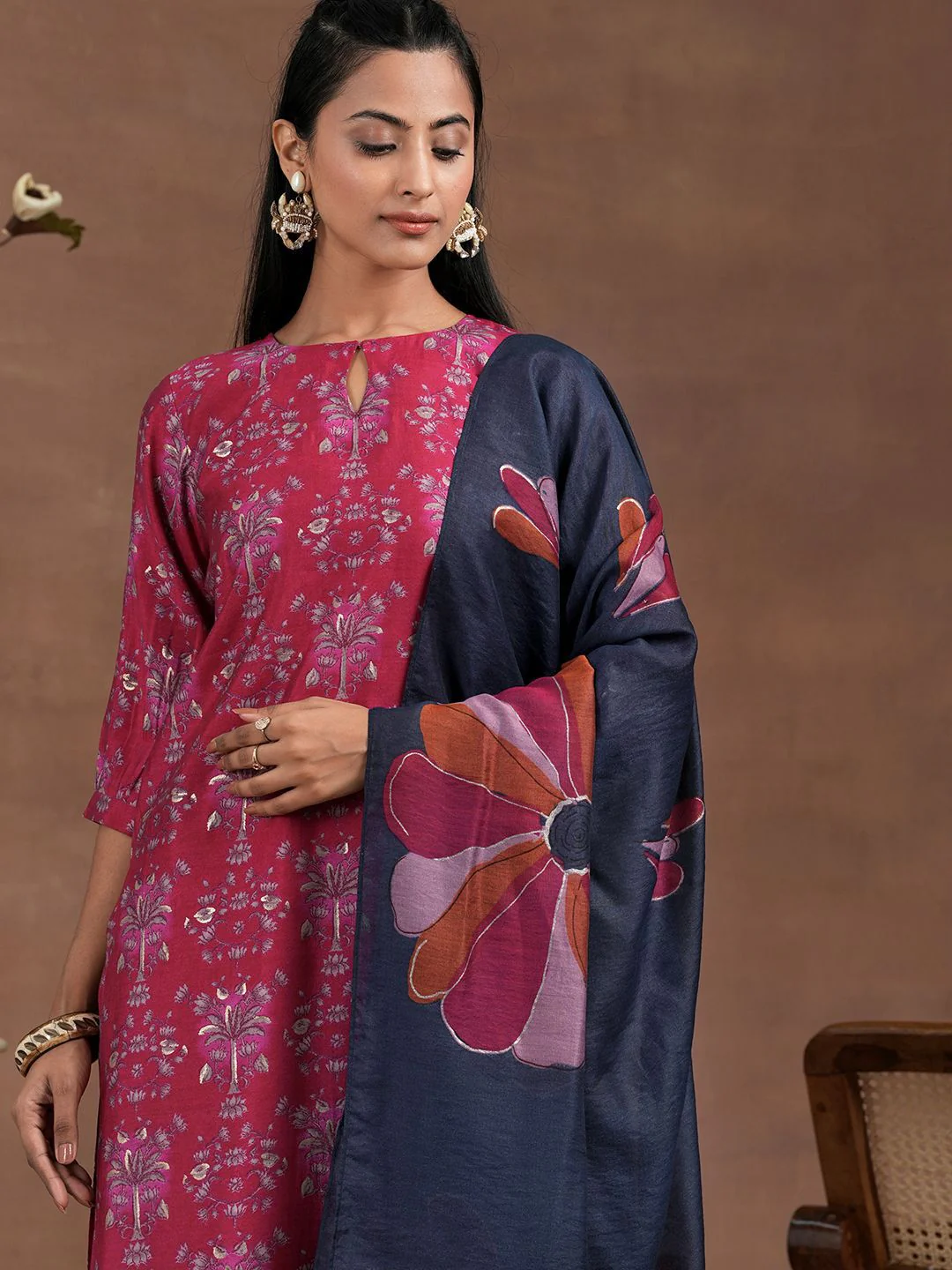 Libas Floral Printed Keyhole Neck Straight Kurta With Salwar & Dupatta - Image 2