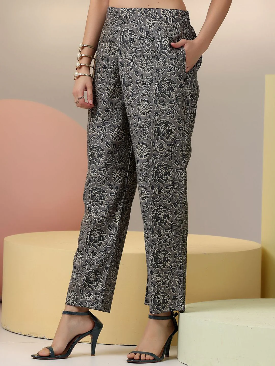 Libas Floral Printed Long Sleeves Shirt With Trousers - Image 7
