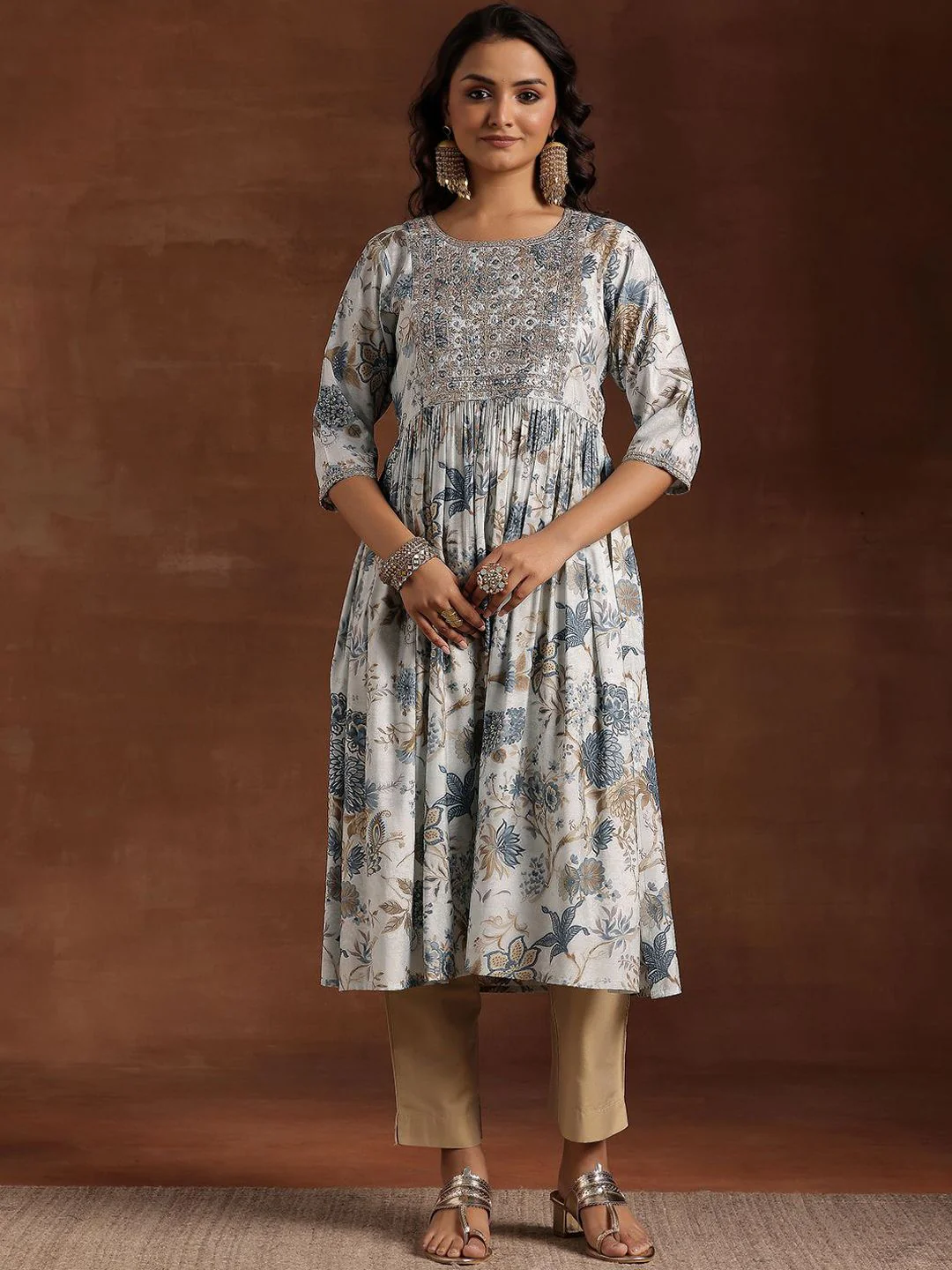 Libas Floral Printed Mirror Work High Slit Straight Kurta - Image 3