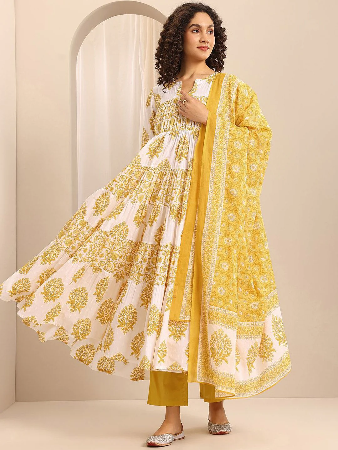 Libas Floral Printed Notch Neck Anarkali Kurta With Trousers & Dupatta - Image 2