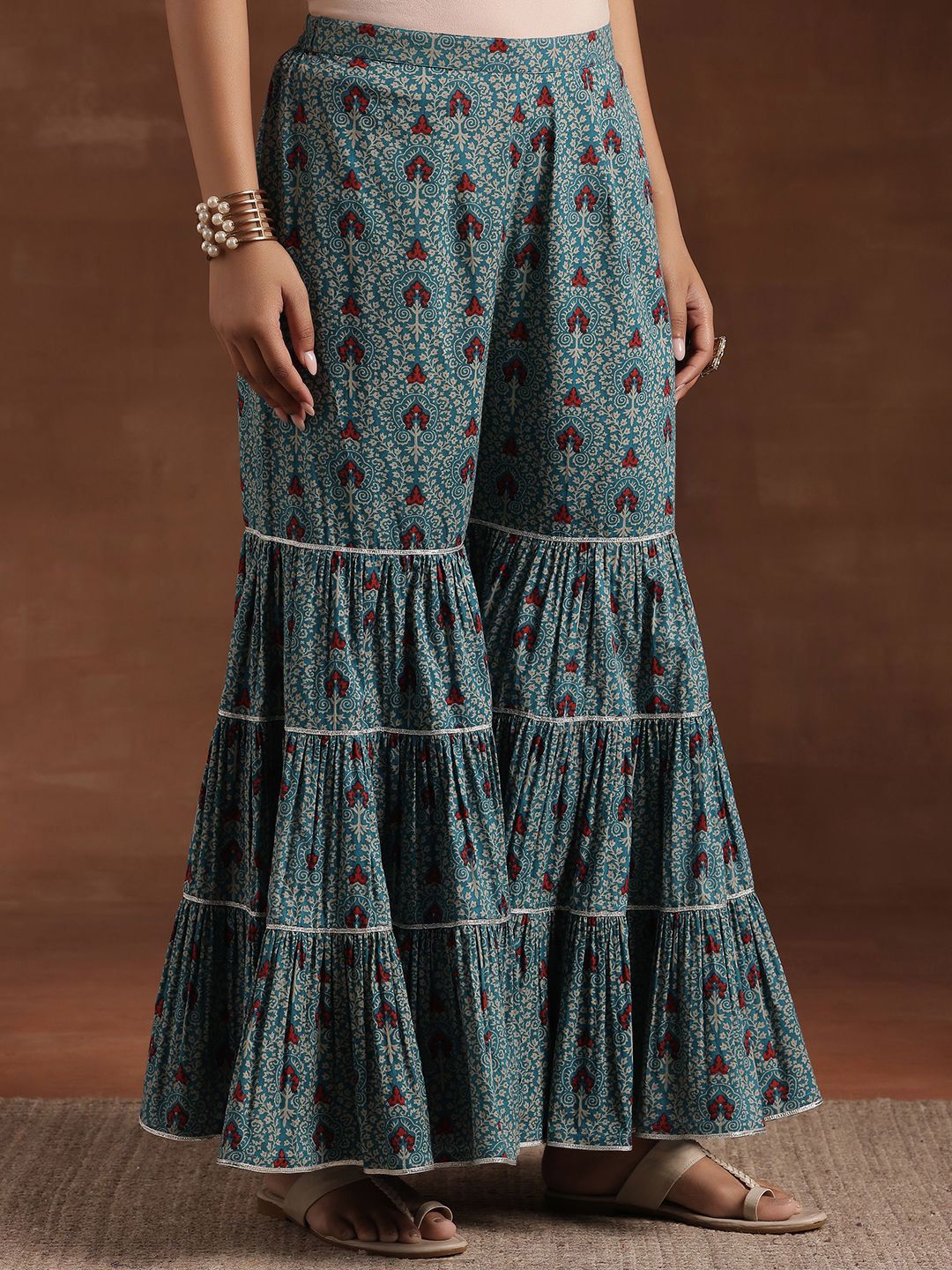 Libas Floral Printed Pure Cotton Kurta with Sharara & Dupatta - Image 3
