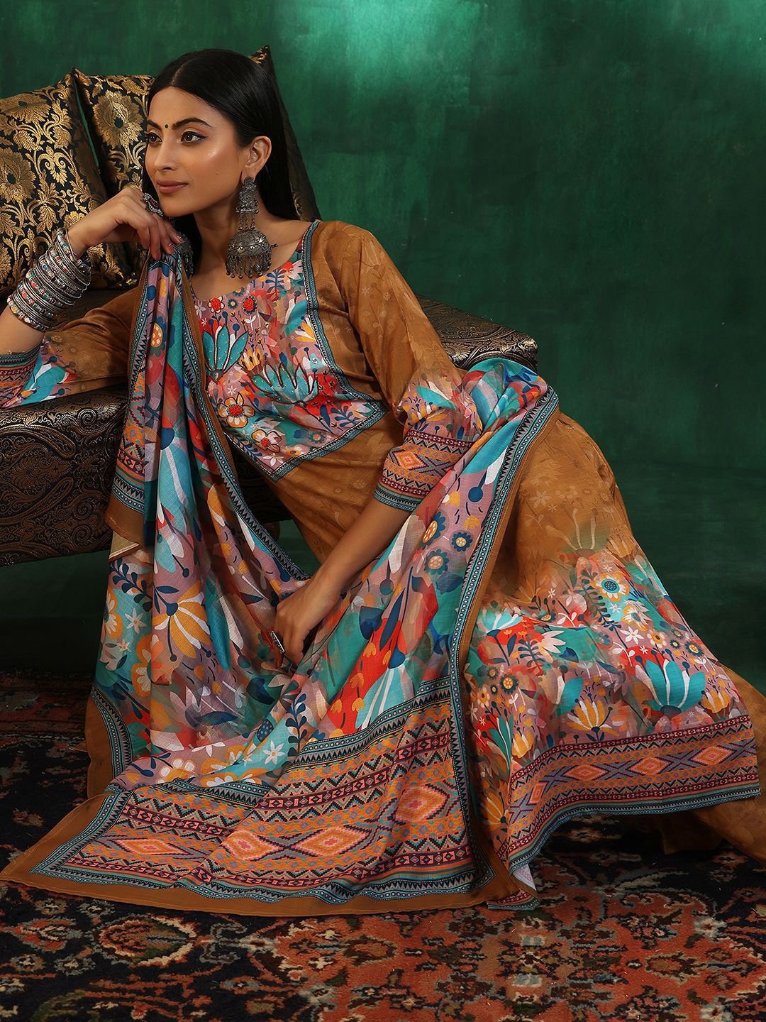 Libas Floral Printed Regular Sequinned Linen Straight Kurta with Trousers & Dupatta - Image 2