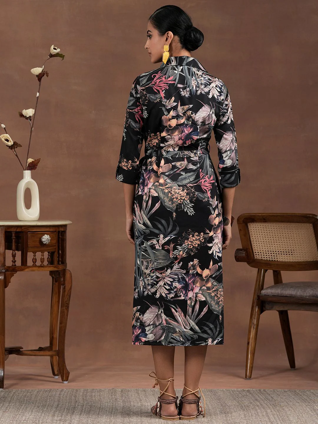 Libas Floral Printed Shirt Collar A-Line Dress With waistbelt - Image 4