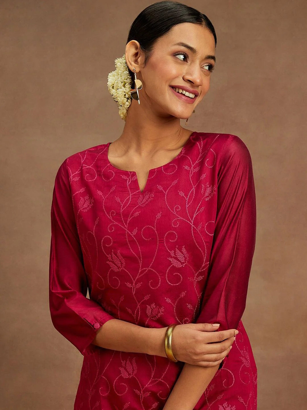 Libas Floral Printed Thread Work Chanderi Silk Kurta - Image 3