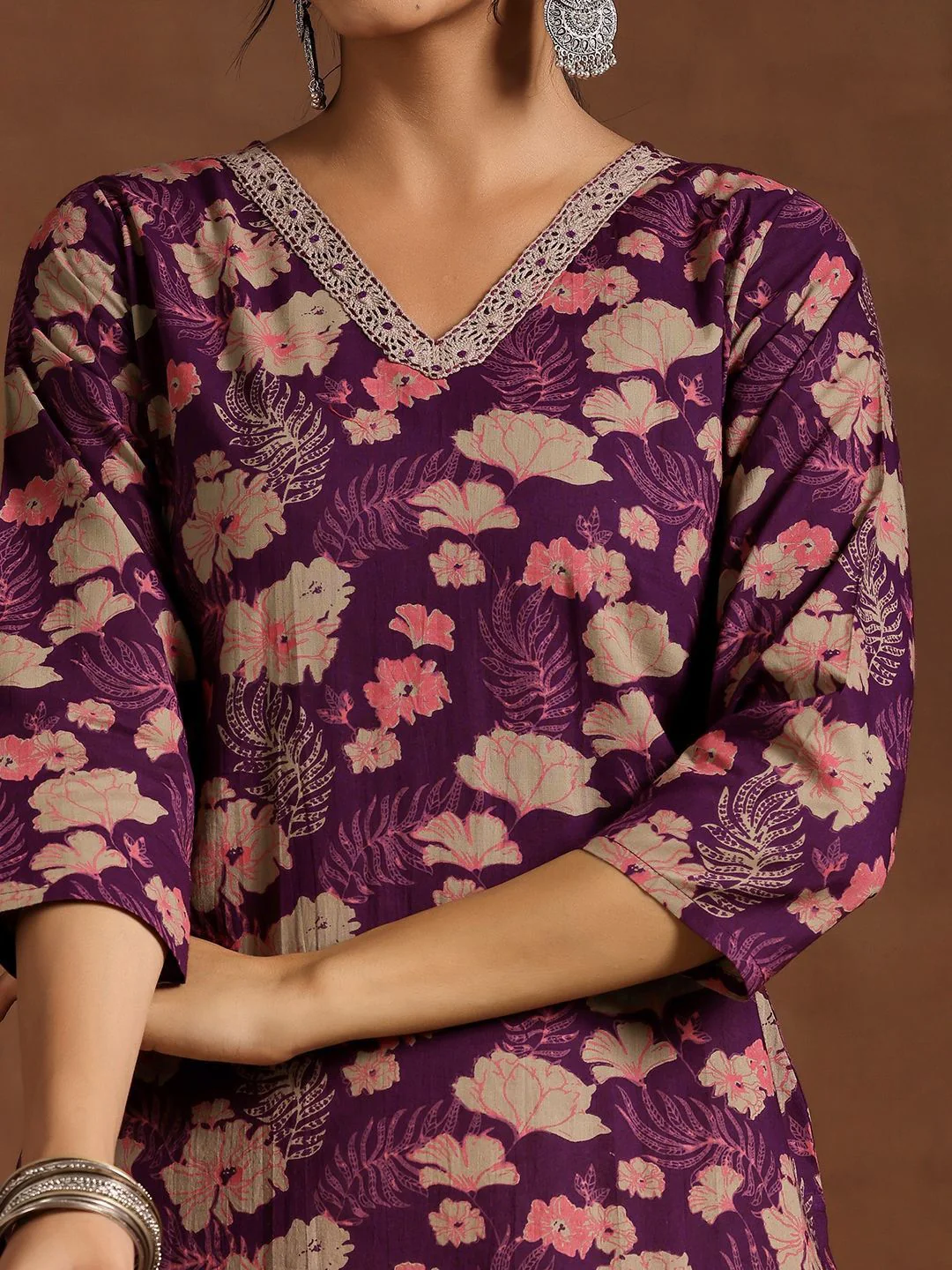 Libas Floral Printed V-Neck Sraight Kurta With Trousers And Dupatta - Image 2