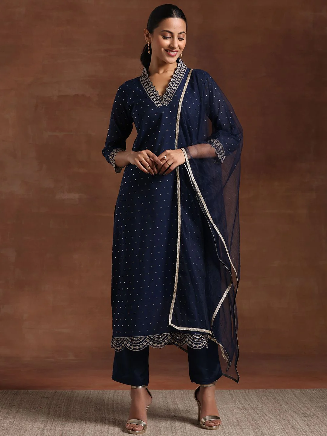 Libas Floral Yoke Design Straight Kurta & Trousers With Dupatta - Image 3