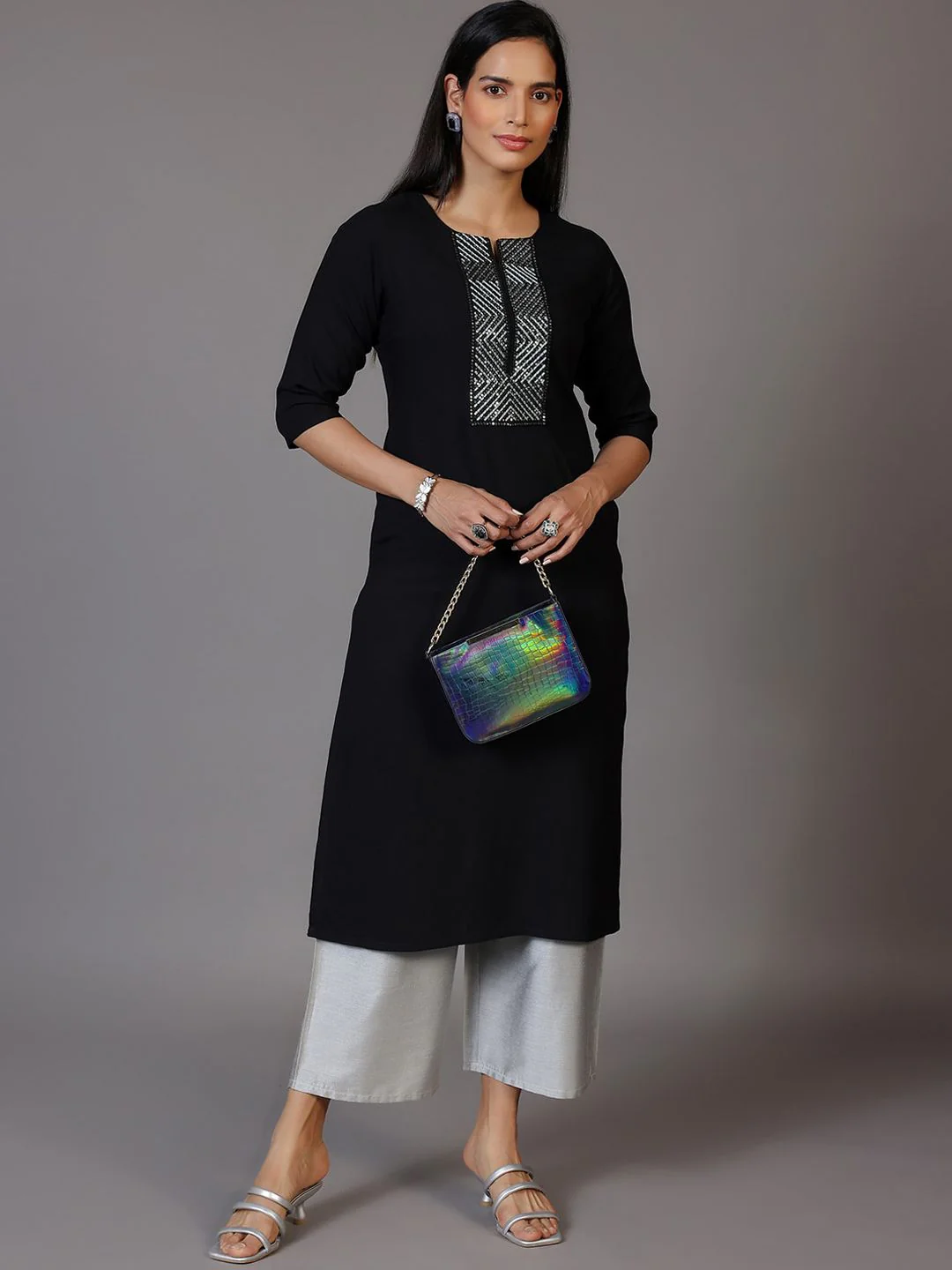 Libas Geometric Yoke Design Thread Work Kurta - Image 2