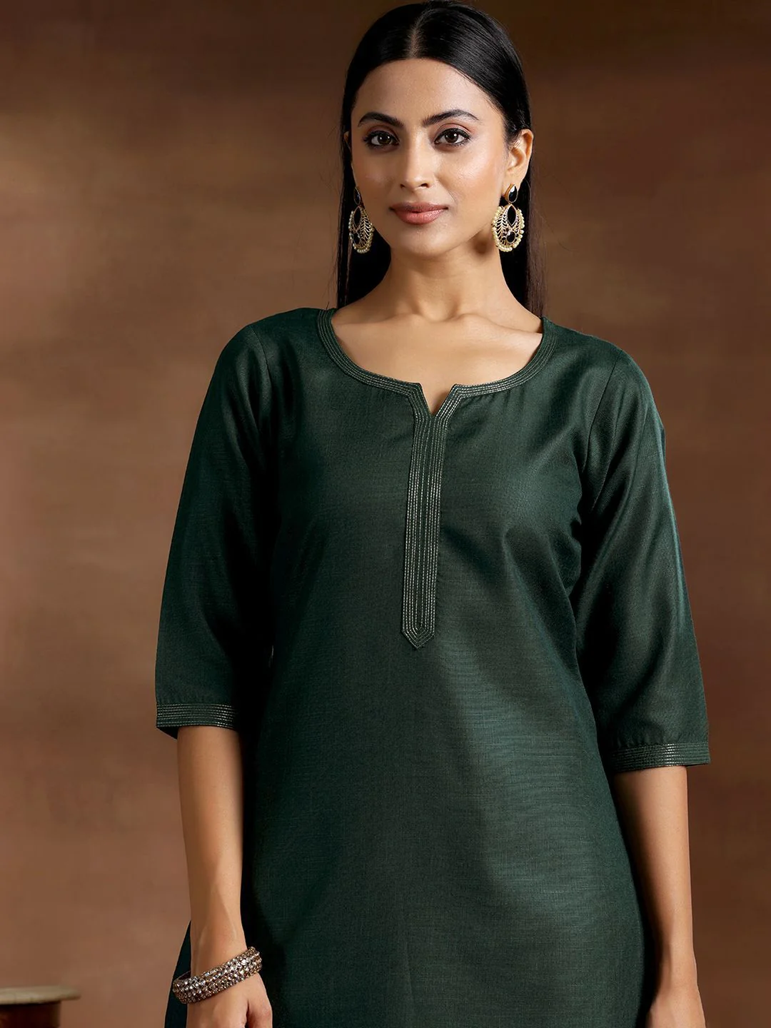 Libas Notched Neck Straight Kurta with Trousers & Dupatta - Image 7