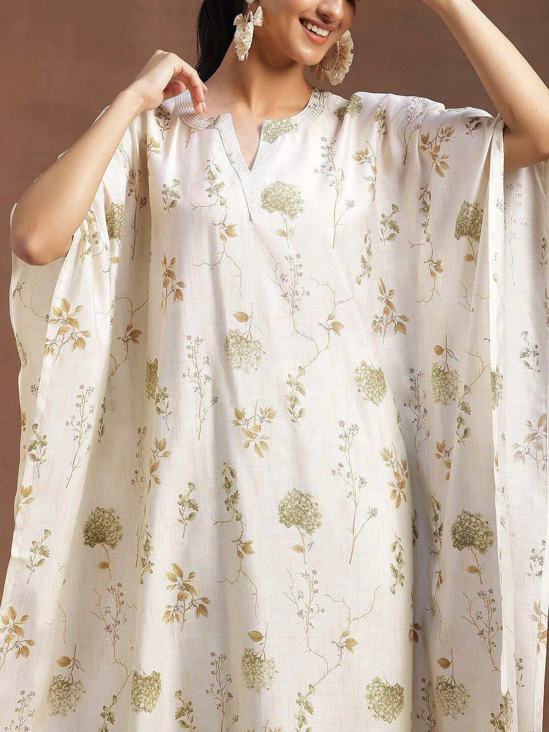 Libas Printed V-Neck Kaftan Tunic With Palazzos Co-Ords - Image 2